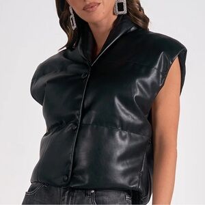 Elan Skye Vest - Women’s Black Sleeveless Faux Learhwe